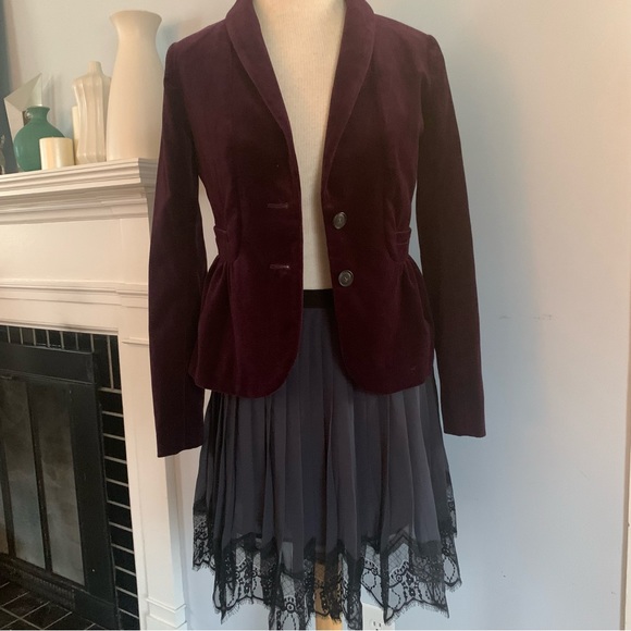 Club Monaco pleat & lace skirt / eyelash lace hem / slate gray & black / NEW !! - Picture 5 of 6